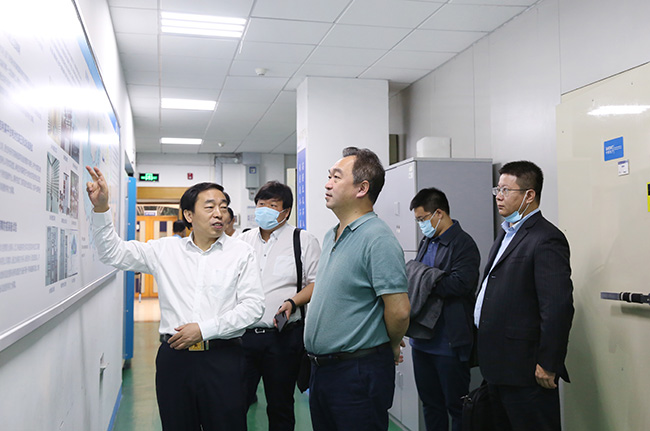 大連檢驗(yàn)檢測集團(tuán)黨委書記、董事長李強(qiáng)一行到訪廣電計(jì)量開展交流洽談