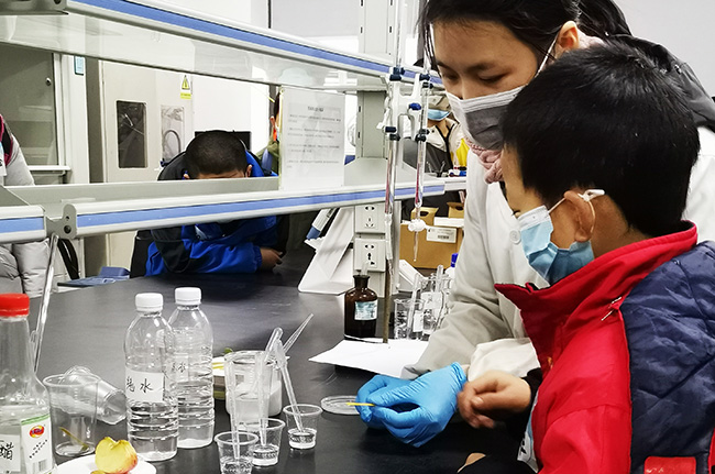 質(zhì)量環(huán)保零距離！“探秘團”走進湖南廣電計量科普教育基地